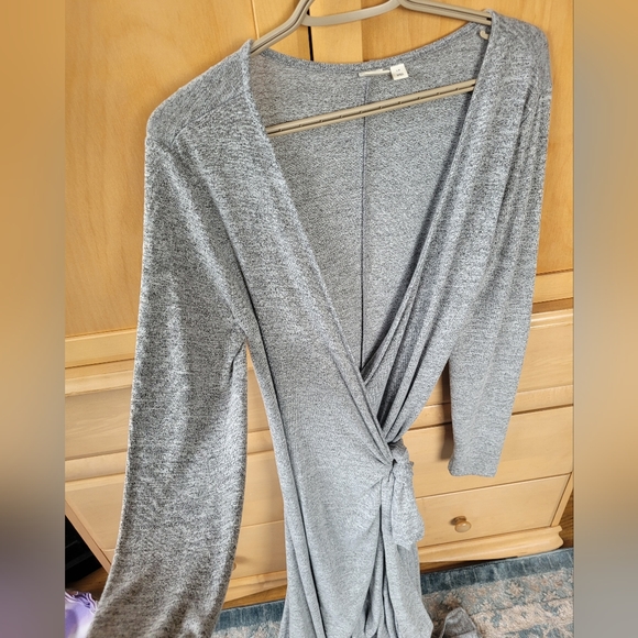 Gorgeous grey knit Gap maxi long sleeve wrap dress bnwot - Picture 4 of 8
